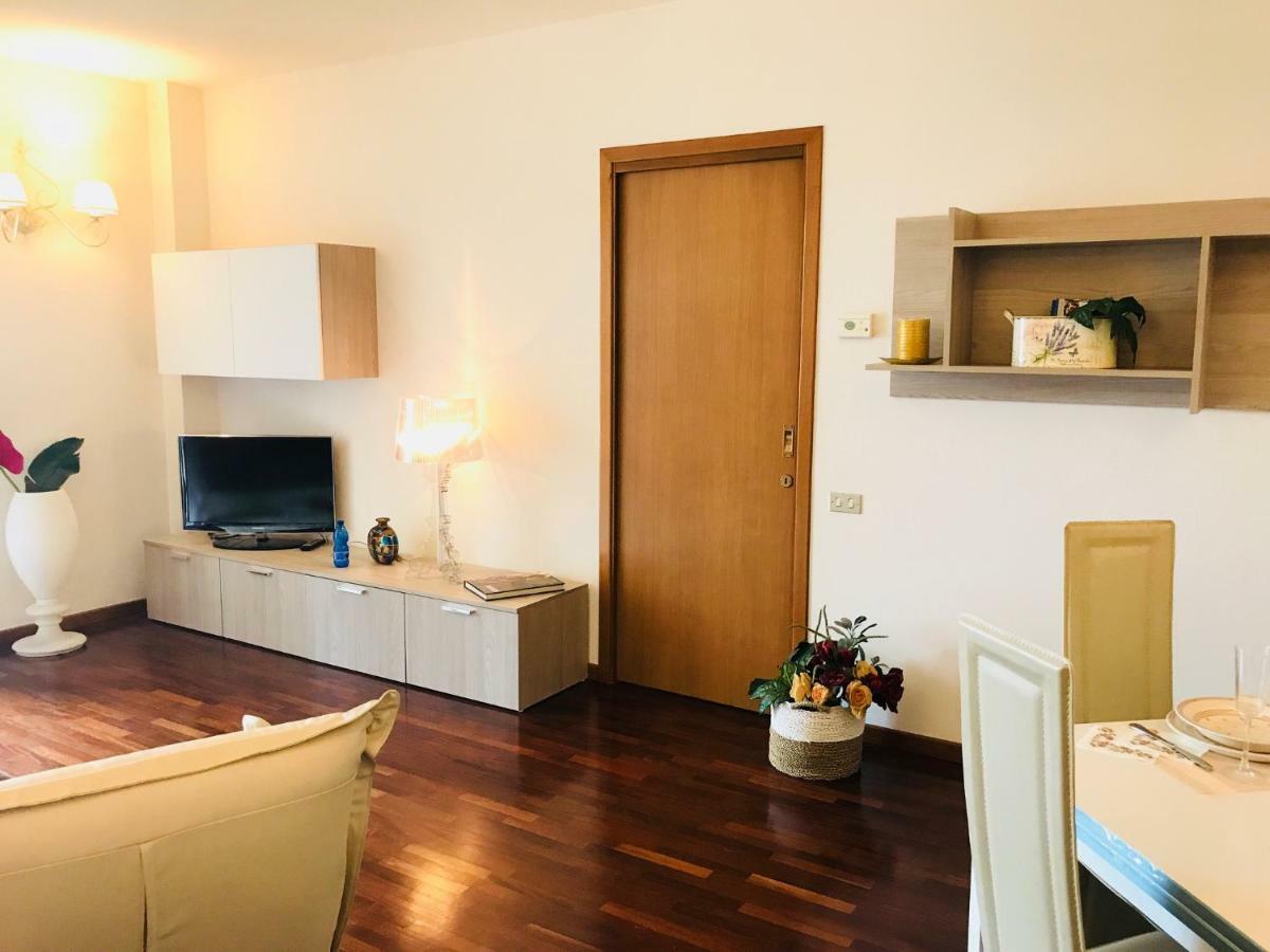 Chic Panoramic Apartment Μπέργκαμο Εξωτερικό φωτογραφία